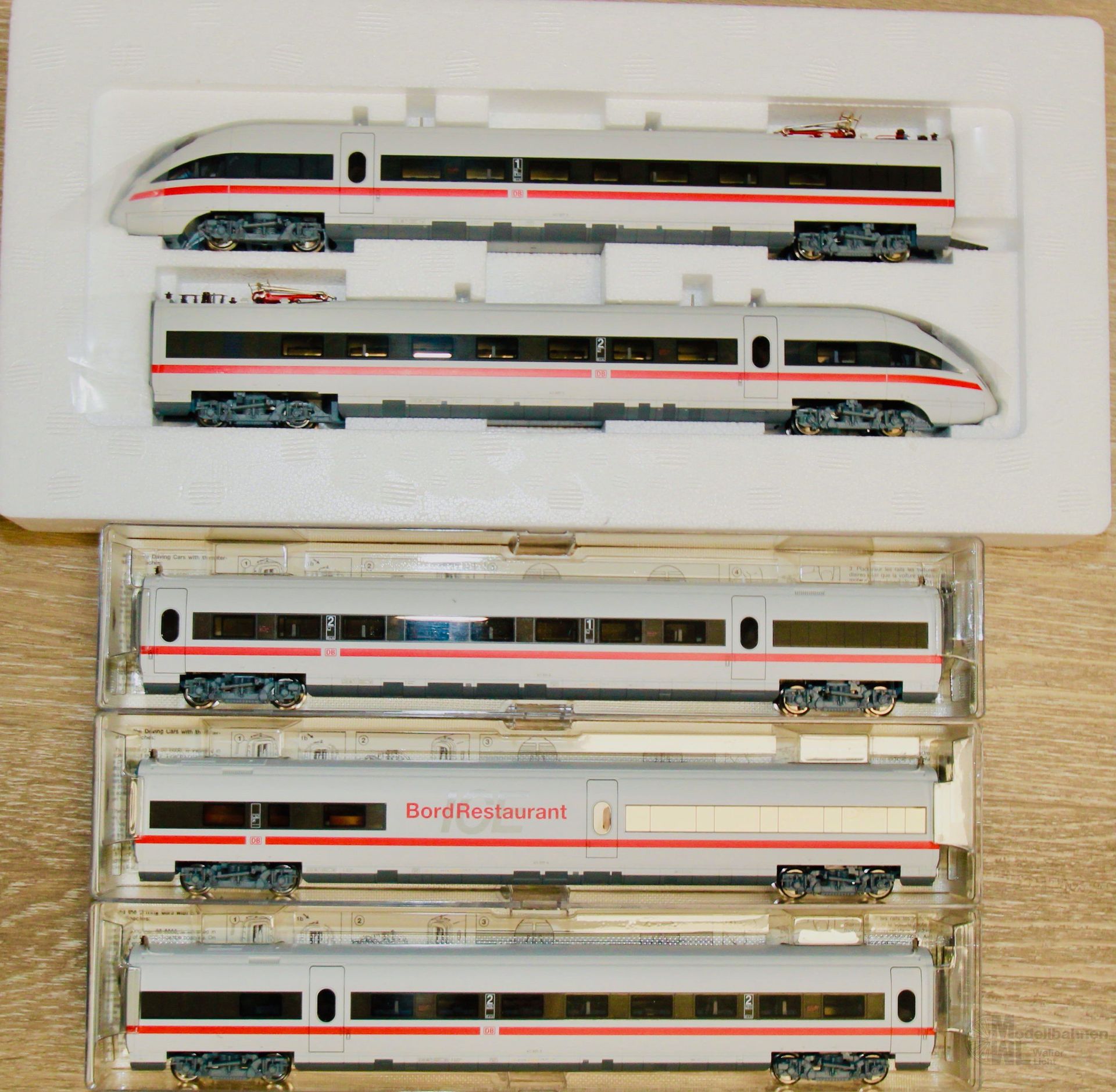 Fleischmann 4460 - Fleischmann - ICE T DB Ep.V 4460 + 4461 + 4462 + 4465 H0/GL